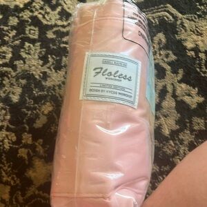 NWT pink weekender bag